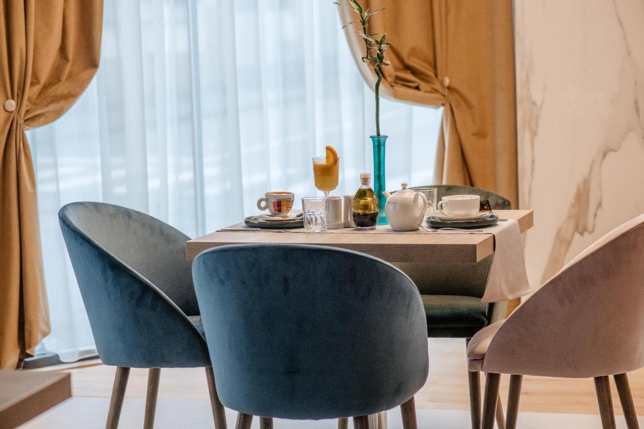 Hotel Clipa Drobeta Turnu Severin Eksteriør bilde