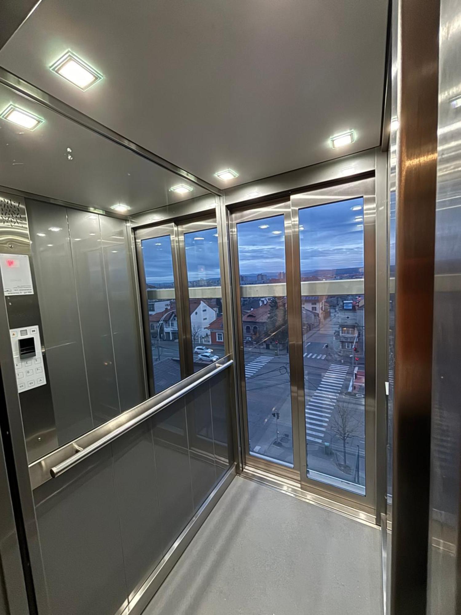Hotel Clipa Drobeta Turnu Severin Eksteriør bilde